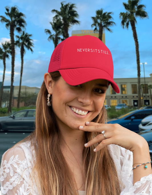 NEVERSITSTILL. - HUSTLERS UNITED RED (Limited Edition) Trucker Cap SS25